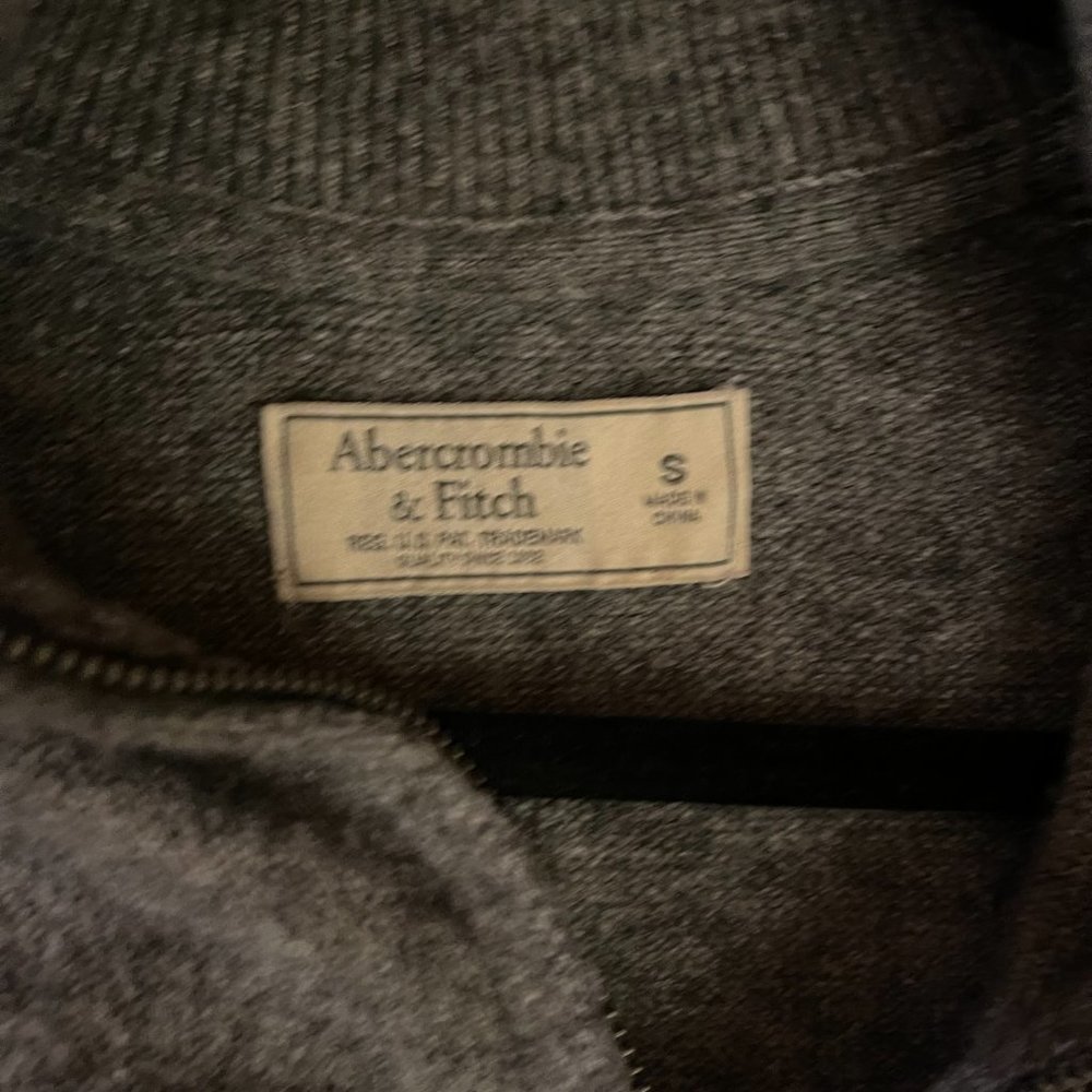 Abercrombie and fitch quarter zip sweater - Picture 3 of 3
